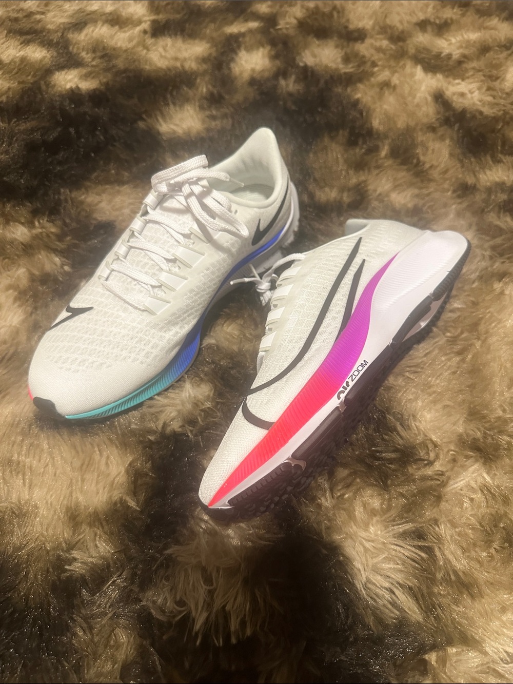 Nike women’s air zoom Pegasus 37 - Picture 5 of 8